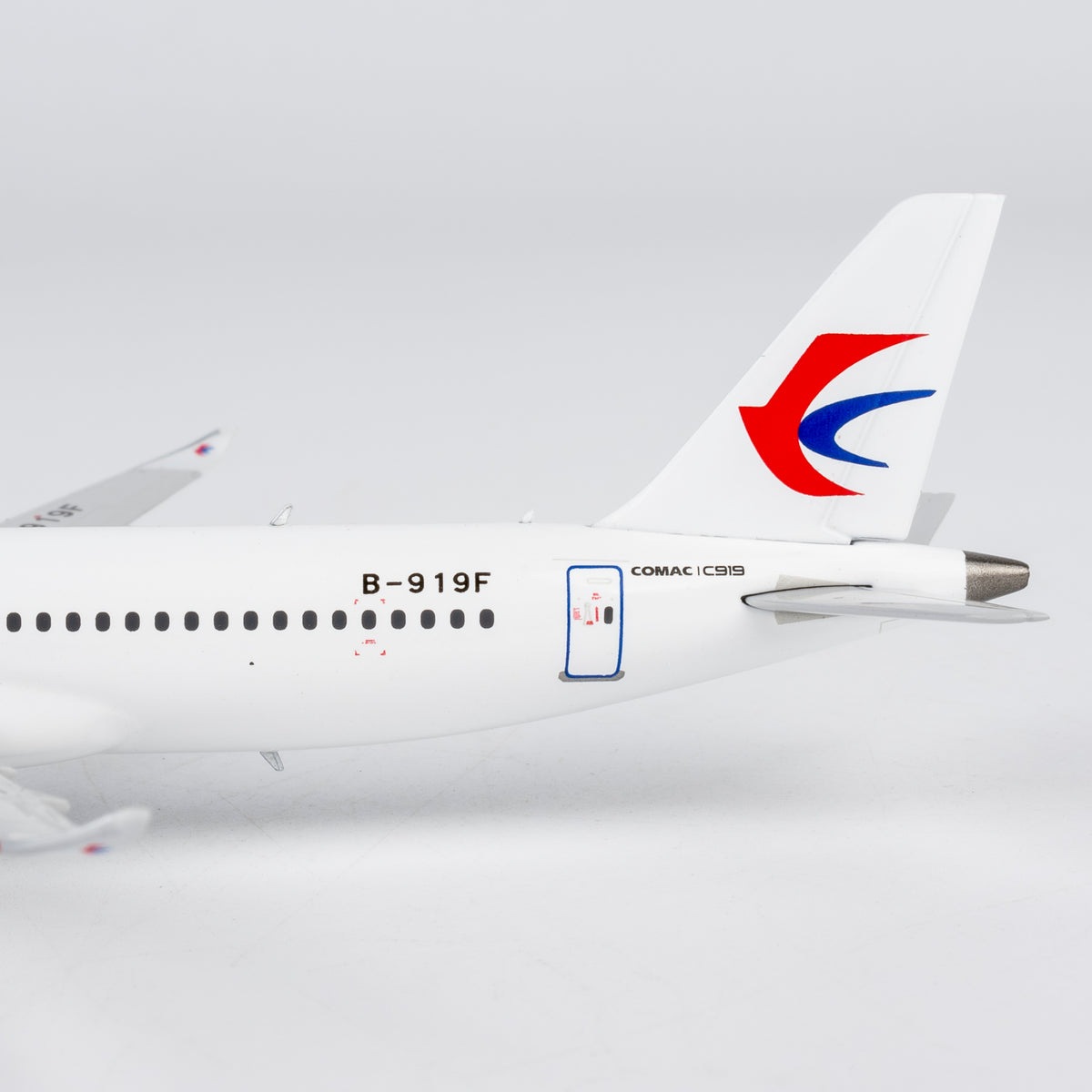 1/400 China Eastern Airlines C919 B-919F NG19205