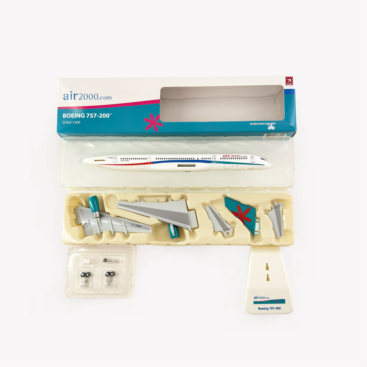 1/200 B757-200 G-OOBC 3954 3954 - image 2