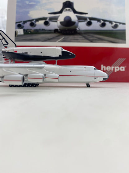 1/500 Antonov AN-225 518895 - image 2