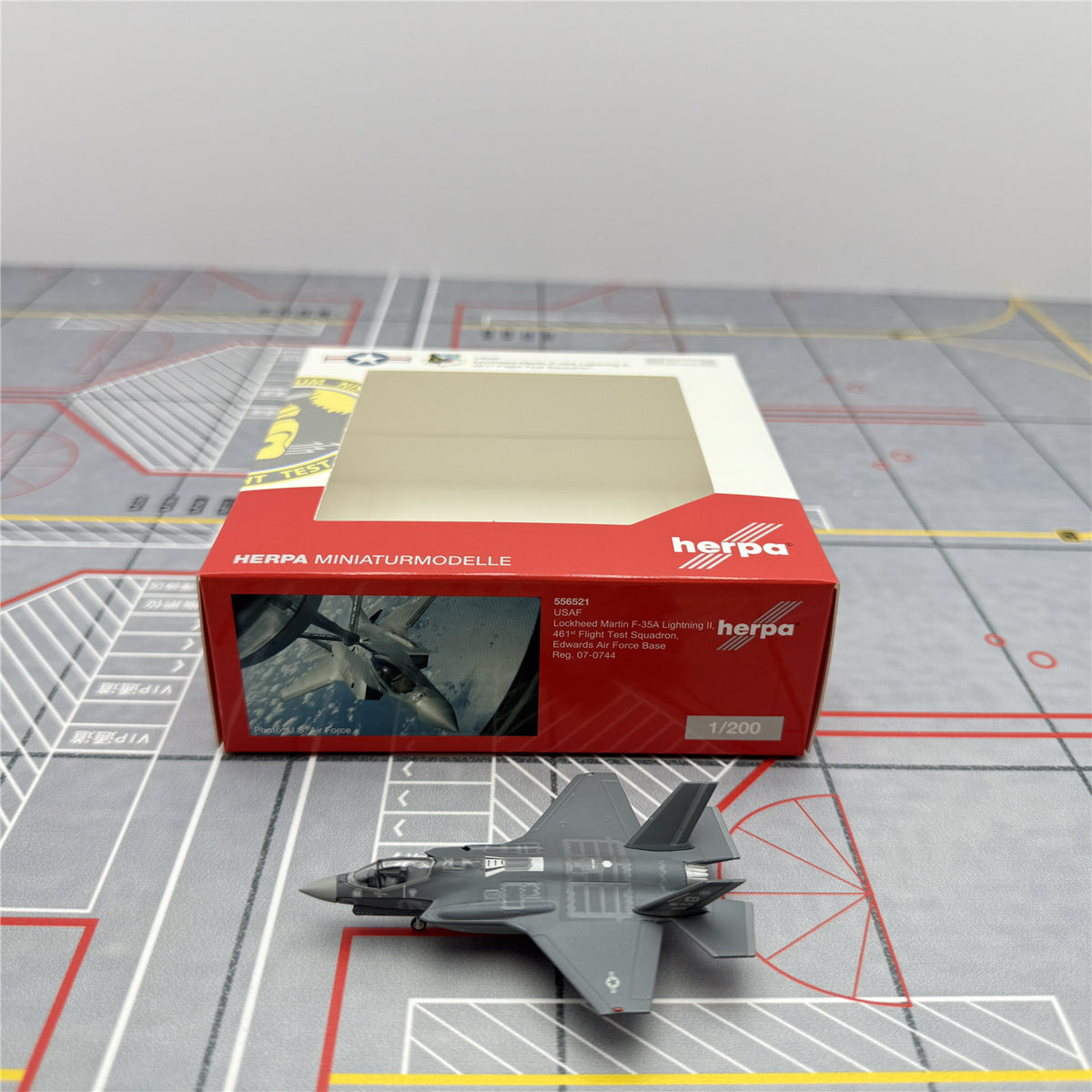 1/200 United States Air Force F-35A 07-0744 556521 - image 2