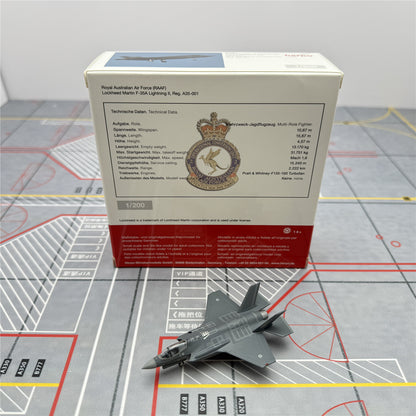 1/200 Royal Australian Air Force F-35A A35-001 557665 - image 2