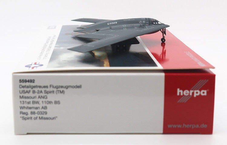 1/200 B-2A 88-0329 559492 - image 2
