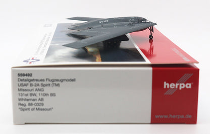 1/200 B-2A 88-0329 559492 - image 2