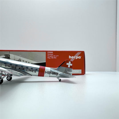 1/200 Swissair DC-3 HB-IRO 570558 - image 2