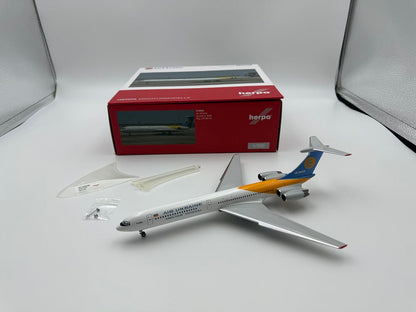 1/200 Air Ukraine IL-62 UR-86135 572699 - image 2