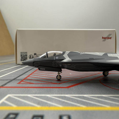 1/200 United States Air Force F-35A 11-5020 572941 - image 2