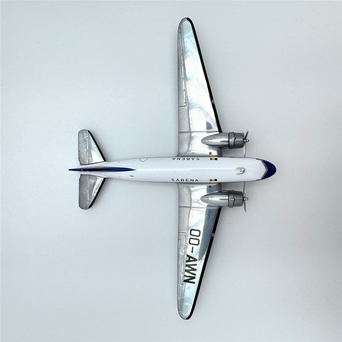 1/200 Sabena DC-3 OO-AWN 573399 - image 2
