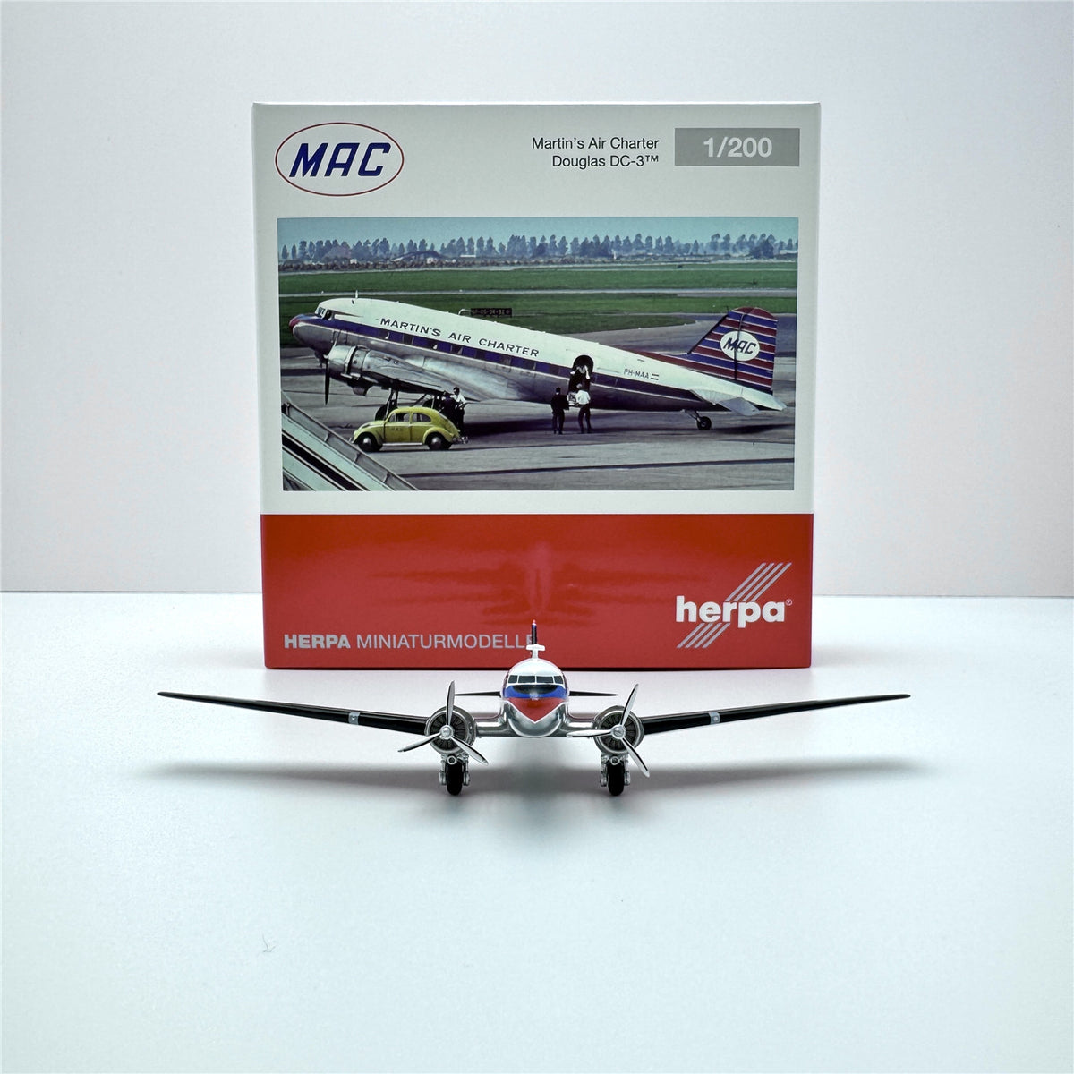 1/200 Martinair DC-3 OH-MAA 573566 - image 2