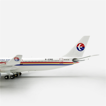 1/400 China Eastern Airlines A340-300 B-2382 AV4311 - image 2