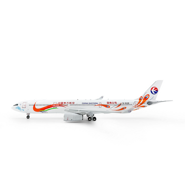 1/400 China Eastern Airlines A330-300 B-6128 AV4336 - image 2