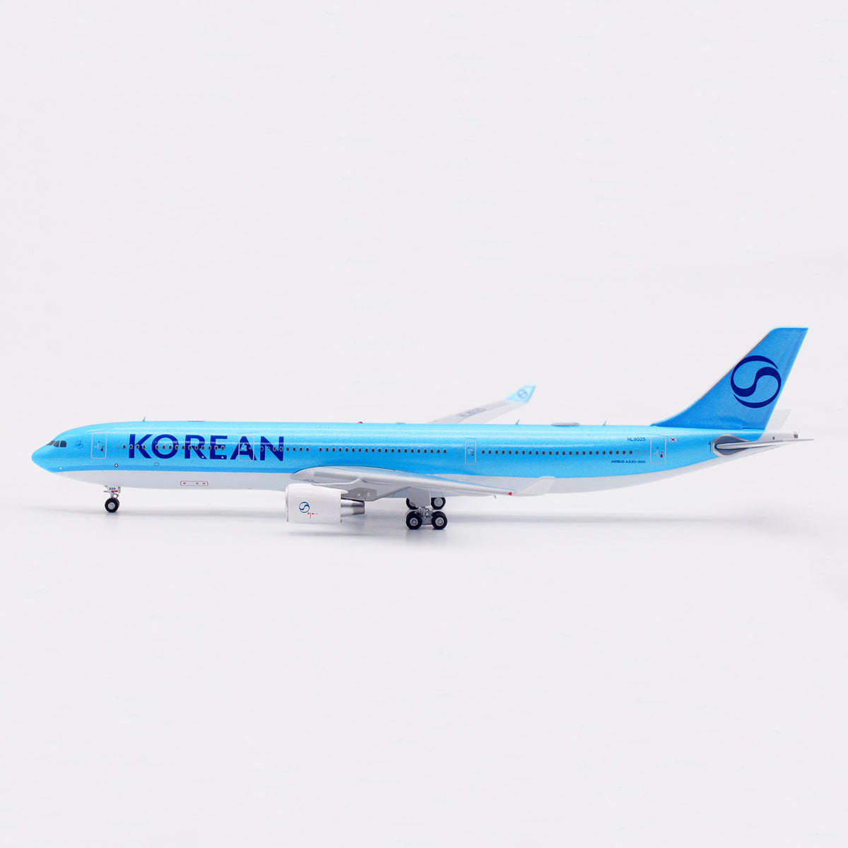1/400 Korean Air A330-300 HL8025 AV4351 - image 2