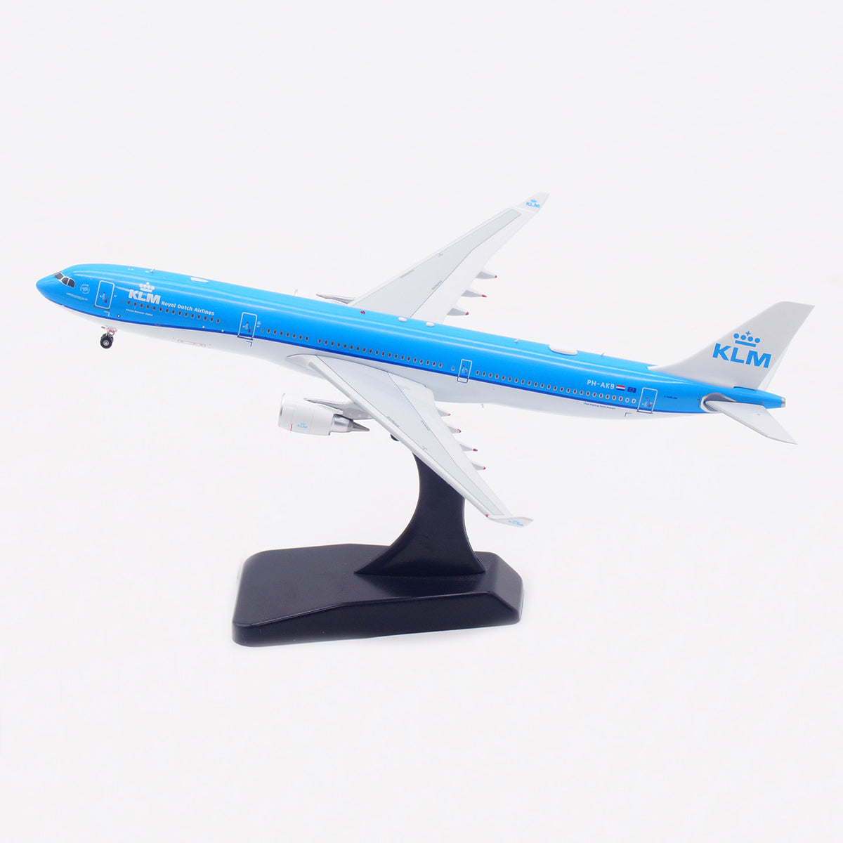 1/400 KLM A330-300 PH-AKB AV4373 - image 2