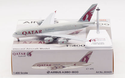 1/400 Qatar A380 A7-APE AV4429 - image 2