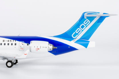 1/200 COMAC Express C909 B-657Y NG20127