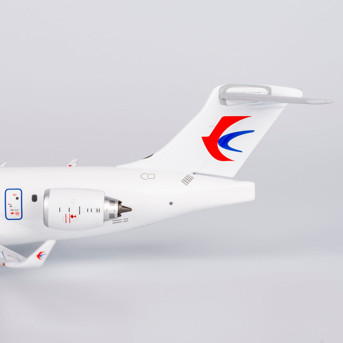 1/200 China Eastern Airlines ARJ21-700 B-651U NG20128