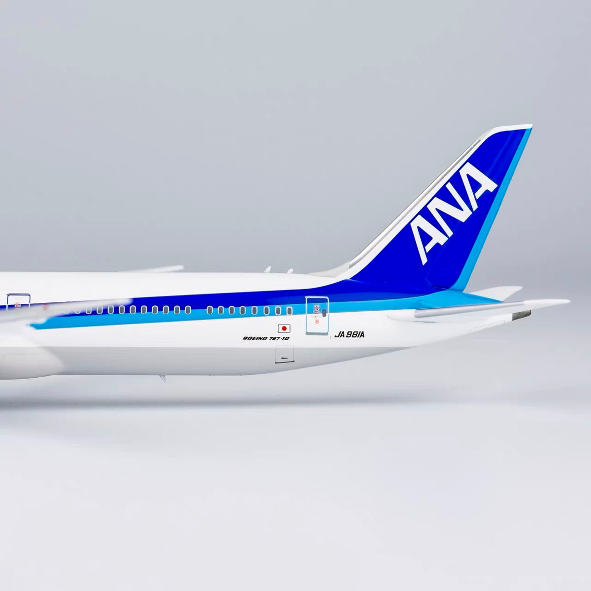 1/400 ANA Boeing 787-10 JA981A NG56029