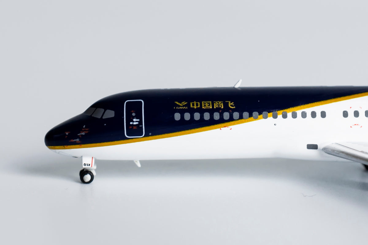 1/400 COMAC ARJ21-700 B-001X NG21013