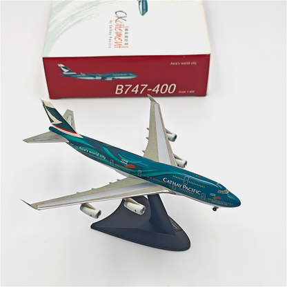 1/400 Cathay Pacific B747-200 B-HIB - image 8
