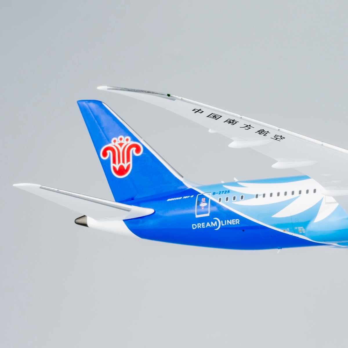 1/400 China Southern B787-8 Rolls-Royce engines(official product) B-2725 NG24014