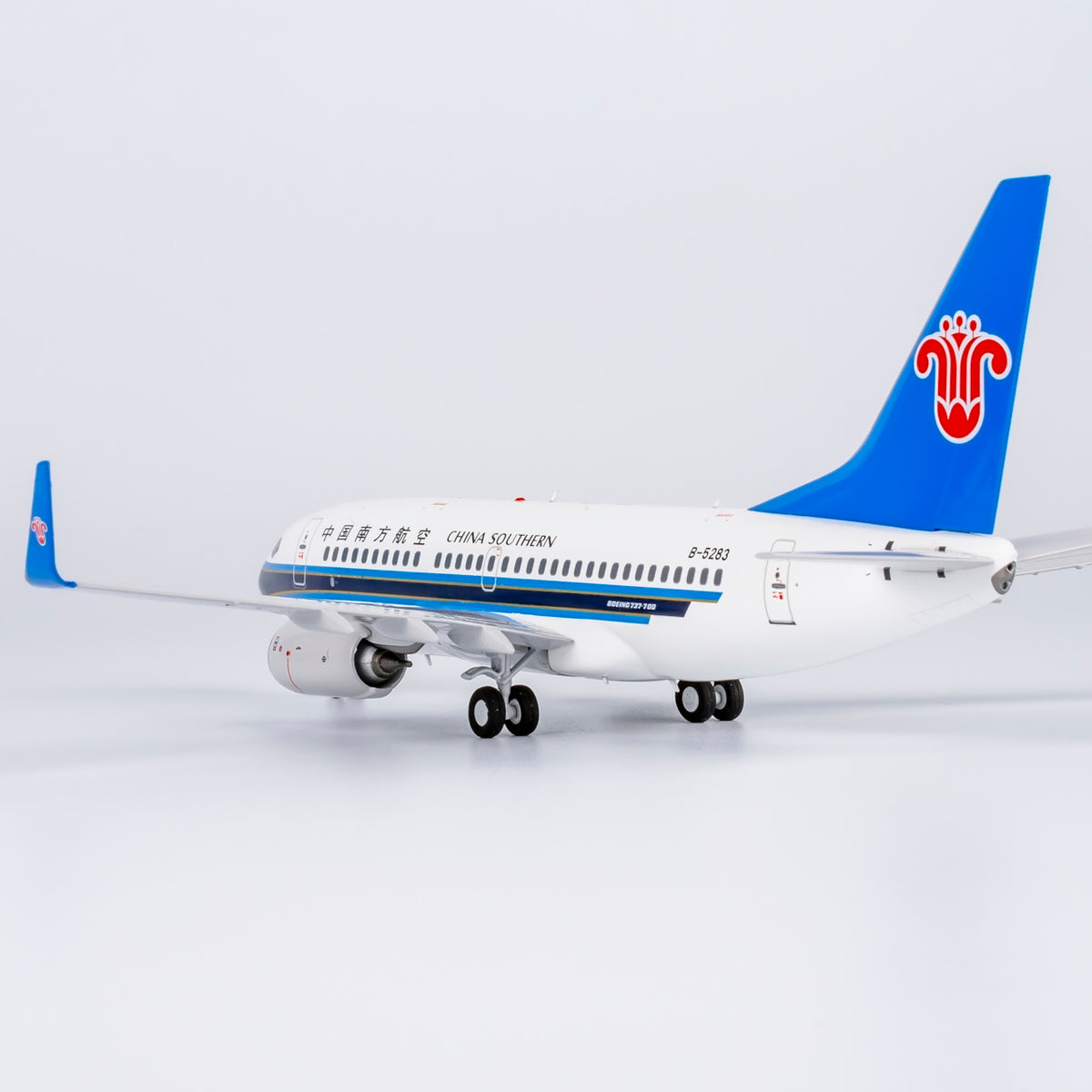 1/200 China Southern Airlines Boeing 737-700 B-5283 NG24046