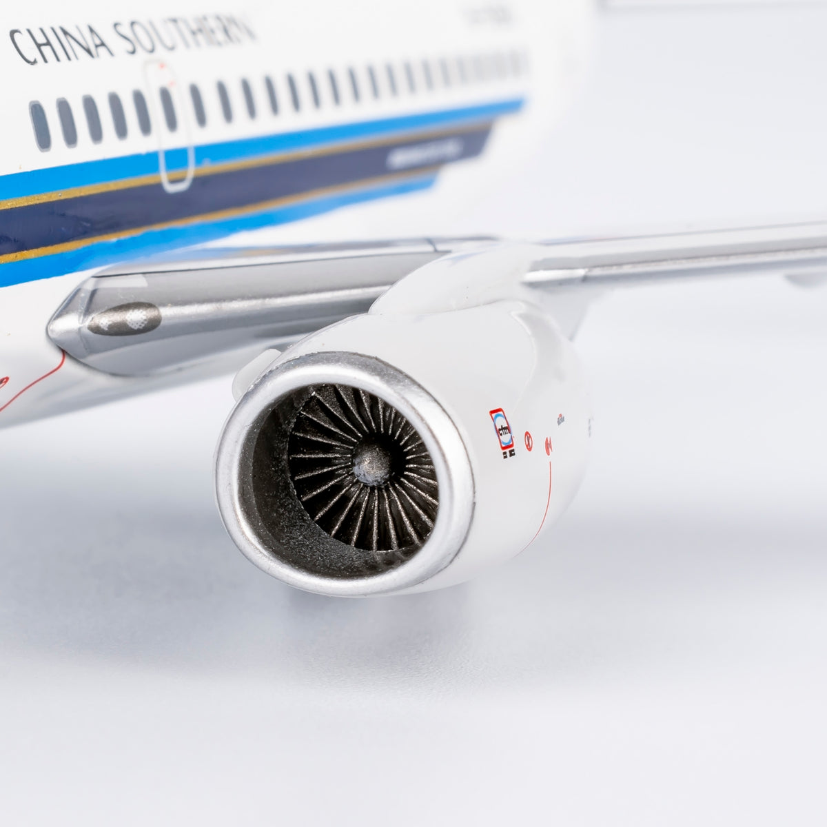 1/200 China Southern Airlines Boeing 737-700 B-5283 NG24046