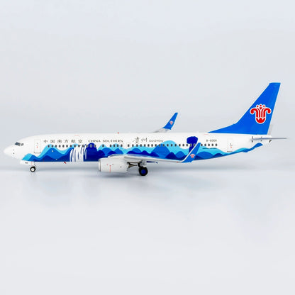 1/200 China Southern Airlines Boeing 737-800 B-6068 NG24047