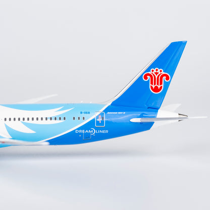 1/400 China Southern Airlines Boeing 787-9 B-1168 NG24063