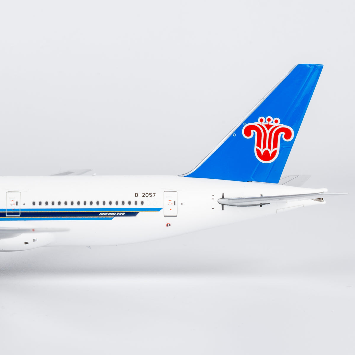 1/400 China Southern Airlines Boeing 777-200ER B-2057 NG24184