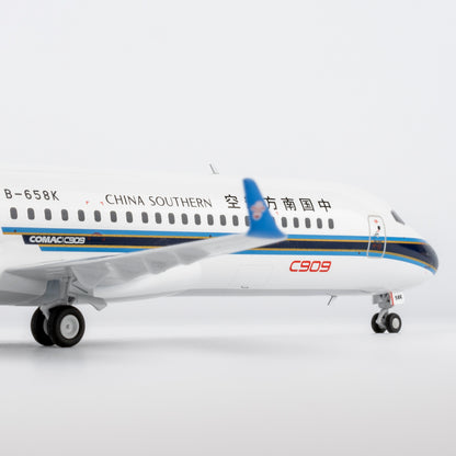 1/200 China Southern Airlines ARJ21-700 B-658K NG24189