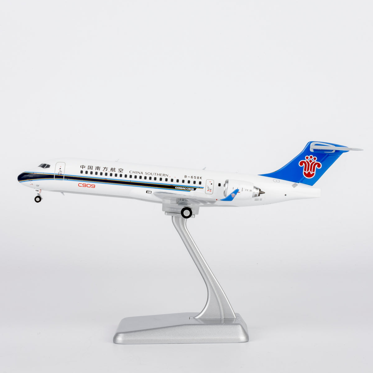 1/200 China Southern Airlines ARJ21-700 B-658K NG24189