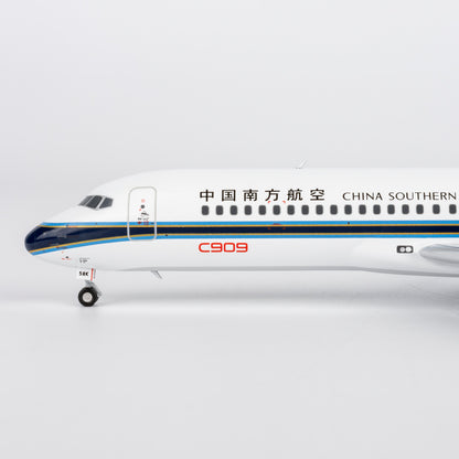 1/200 China Southern Airlines ARJ21-700 B-658K NG24189