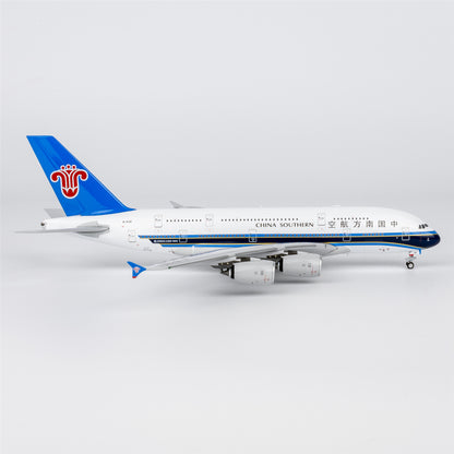 1/400 China Southern Airlines Airbus A380-800 B-6136 "Luxurious Packaging" NG24625