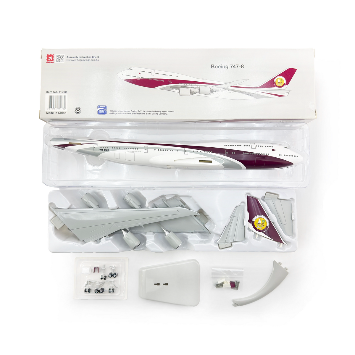 1/200 Qatar B747-8 VQ-BSK 11700 - image 3
