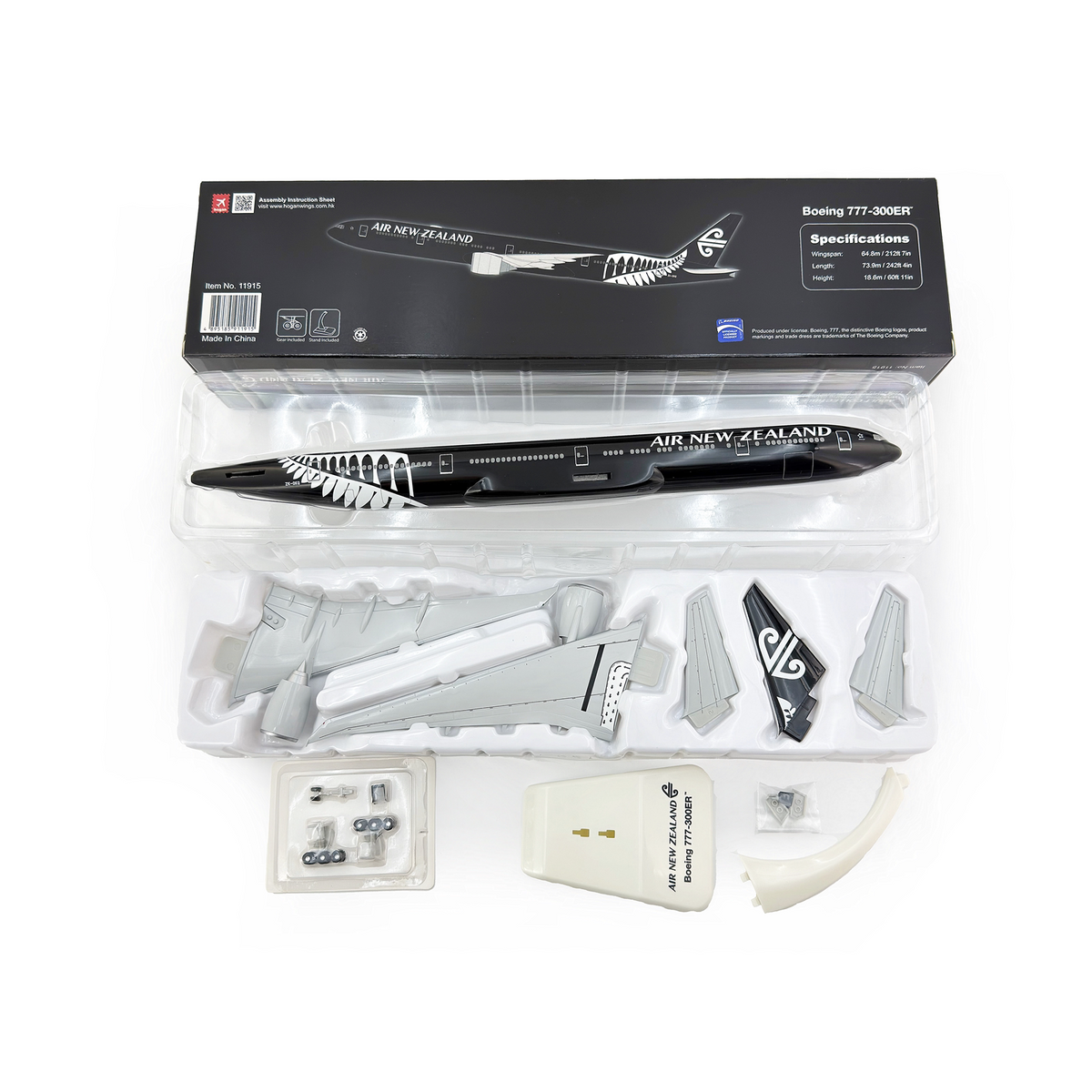 1/200 Air New Zealand B777-300ER 11915 - image 3