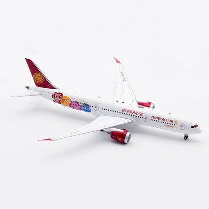 1/400 Juneyao Airlines B787-9 B-20DT AV4194 - image 3