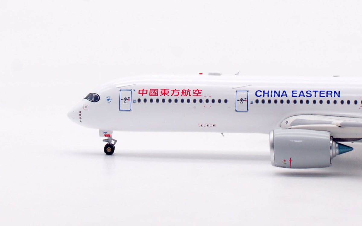 1/400 China Eastern Airlines A350-900 B-32FP AV4367 - image 3