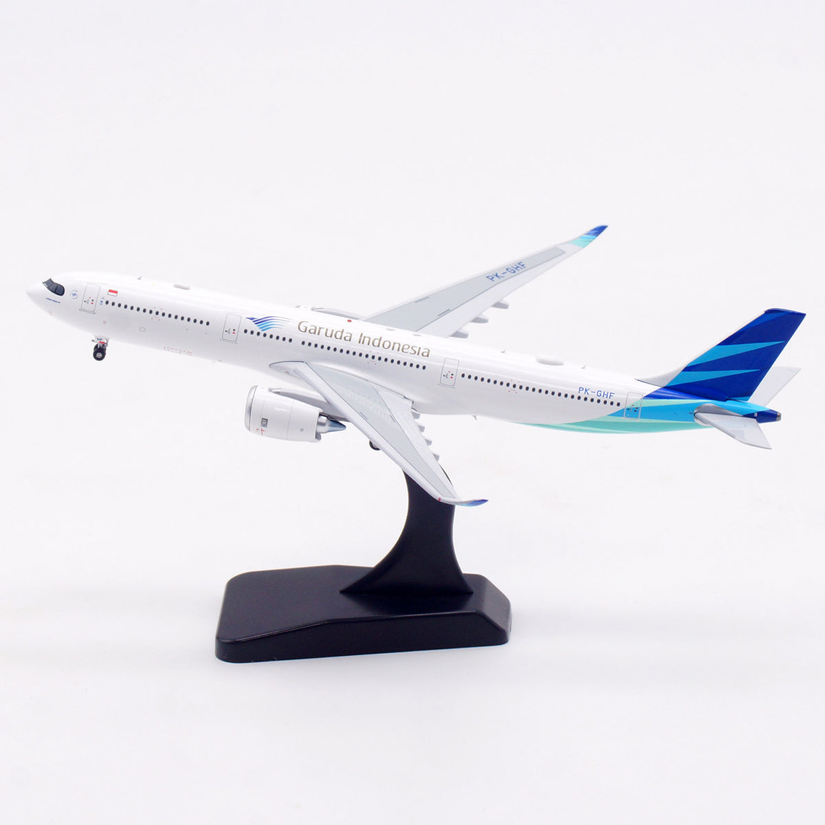 1/400 Garuda Indonesia A330-900NEO PK-GHF AV4413 - image 3