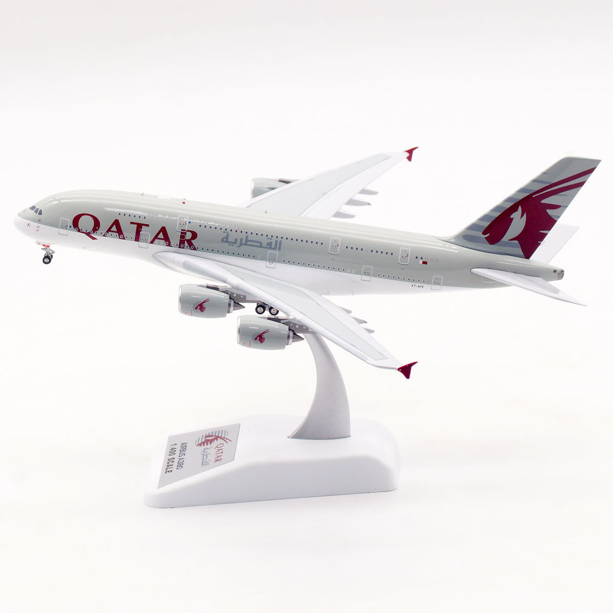 1/400 Qatar A380 A7-APE AV4429 - image 3