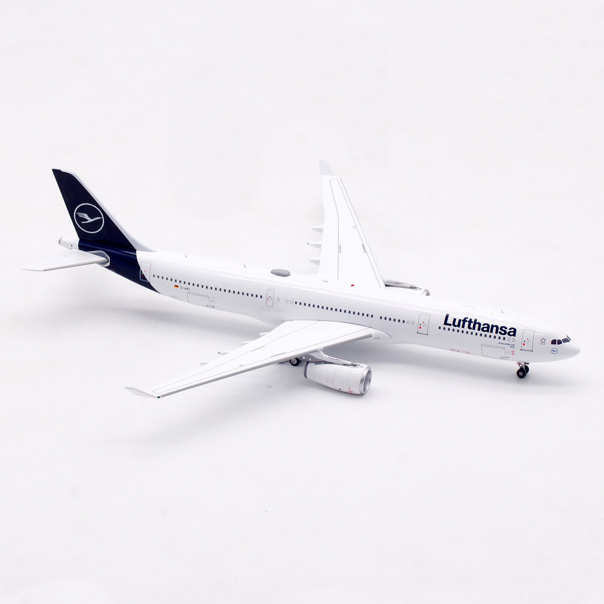 1/400 Lufthansa A330-300 D-AIKI WB4061 - image 3