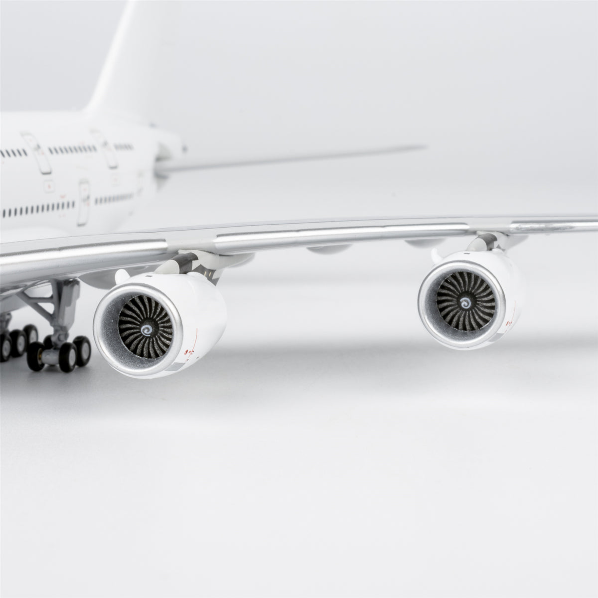 1/400 Blank Model Airbus A380-800 NG38000