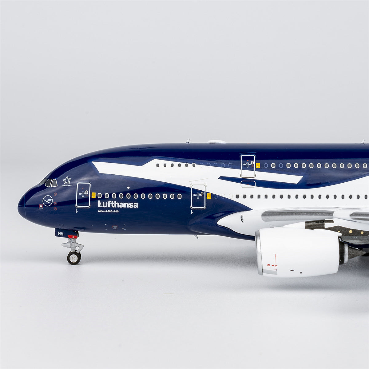 1/400 Lufthansa Airbus A380 D-AIMH NG38001
