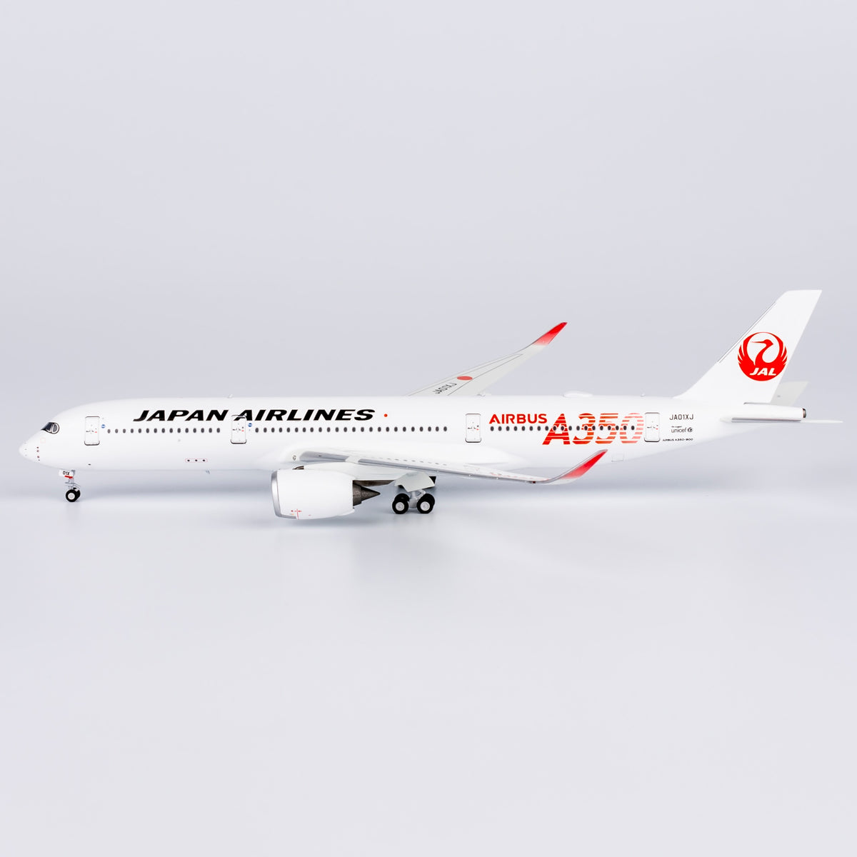 1/400 Japan Airlines Airbus A350-900 JA01XJ "AIRBUS A350" NG39095