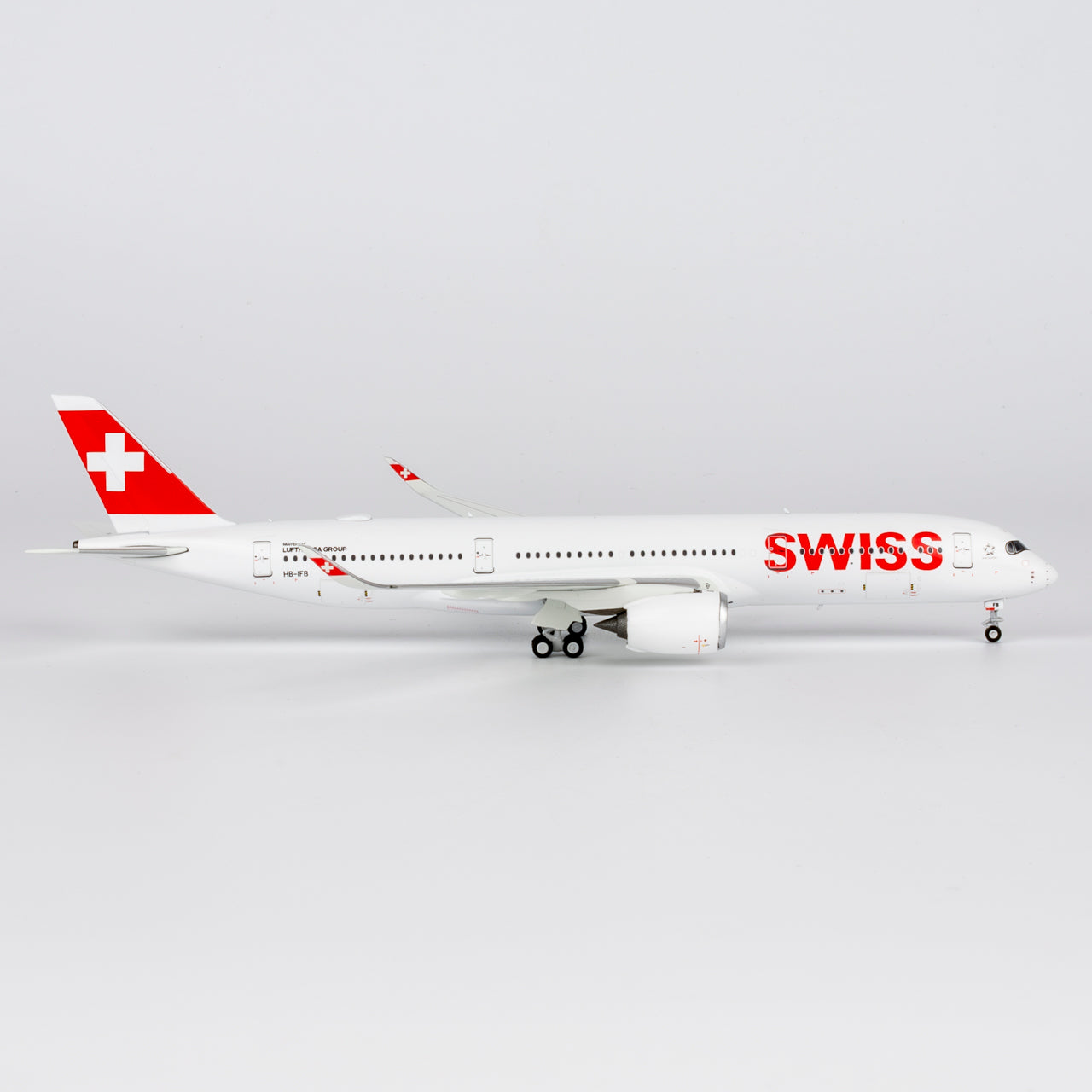 Swiss Airbus A350-900 HB-IFB "ULTIMATE COLLECTION"