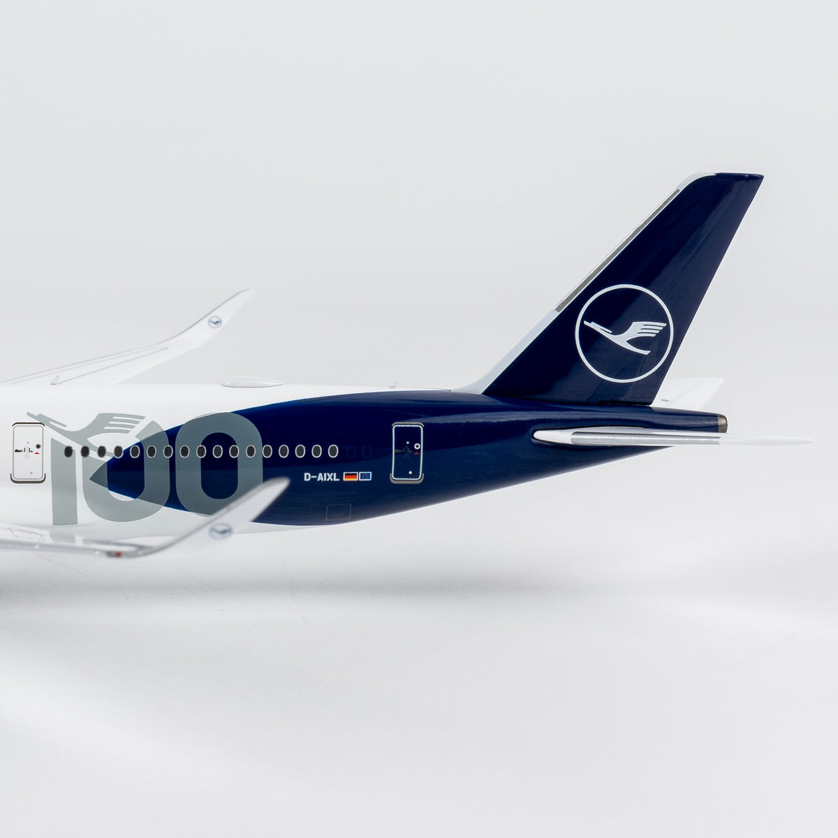 1/400 Lufthansa Airbus A350-900 D-AIXL "Years Anniversary" NG39131