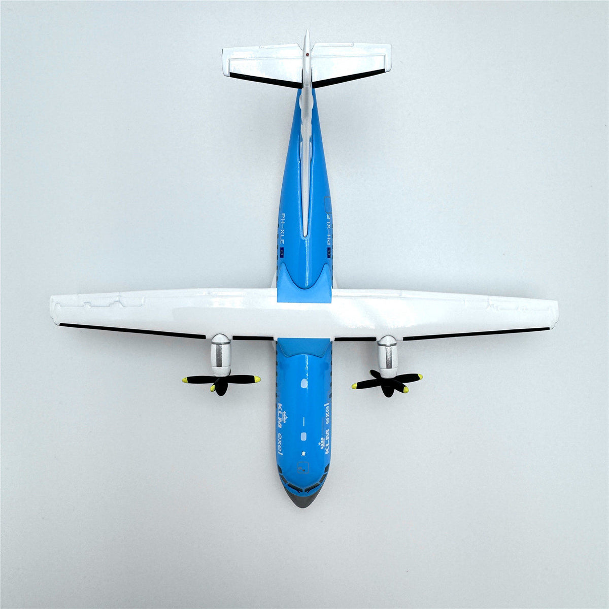 1/200 KLM ATR-42 PH-XLE 571654 - image 4