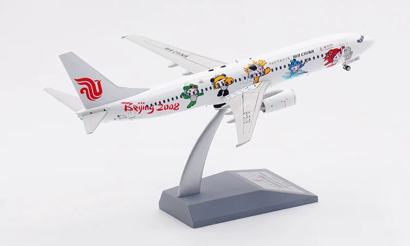 1/200 Air China B737-800 B-5176 AV2084 - image 4