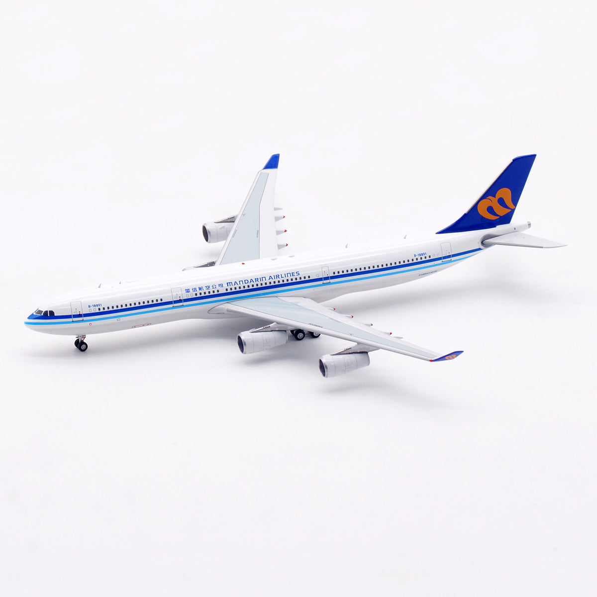 1/400 Mandarin Airlines A340-300 B-18851 AV4322 - image 4