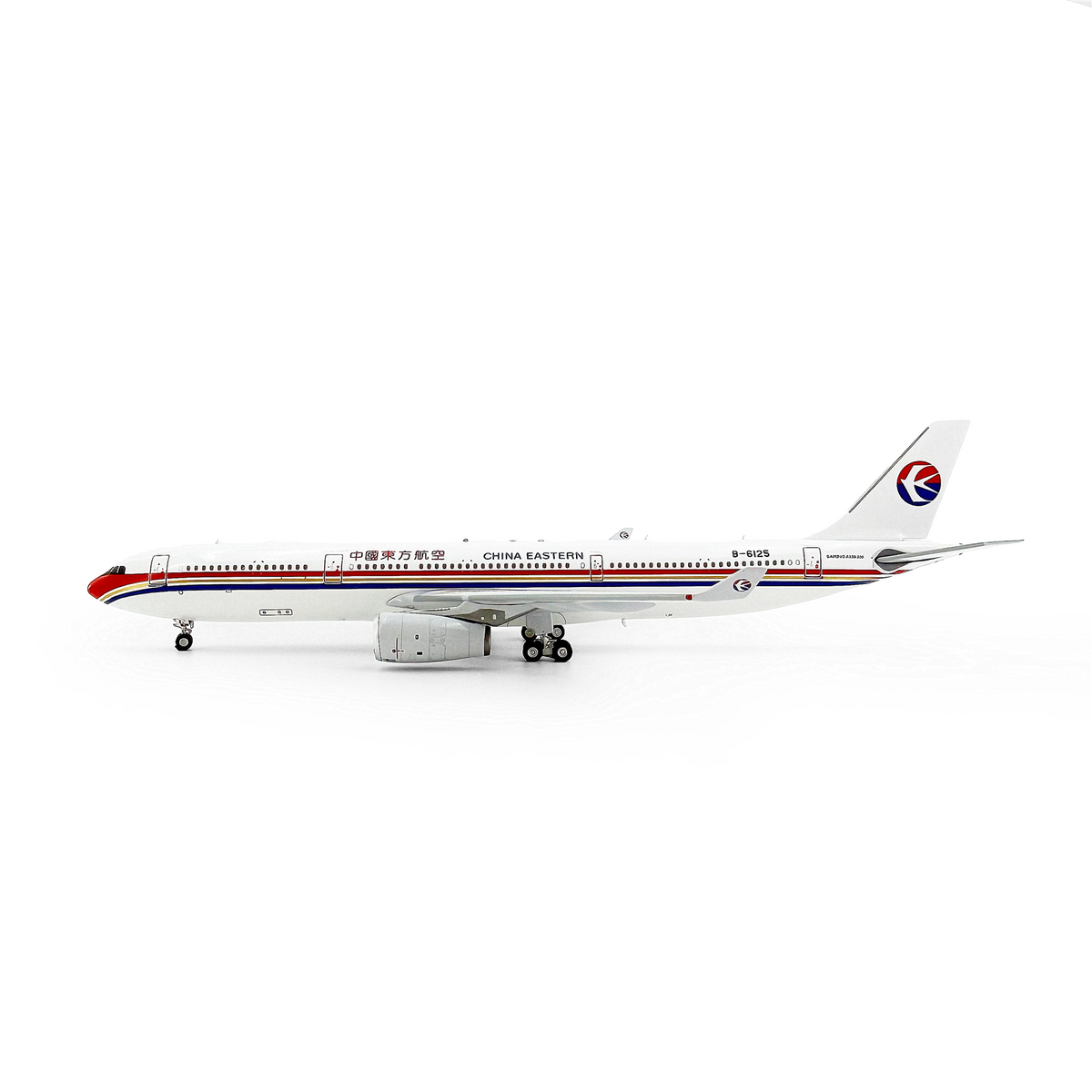 1/400 China Eastern Airlines A330-300 B-6125 AV4334 - image 4