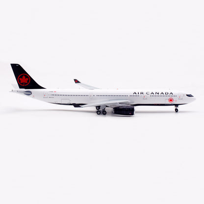 1/400 Air Canada A330-300 C-GKUH AV4357 - image 4