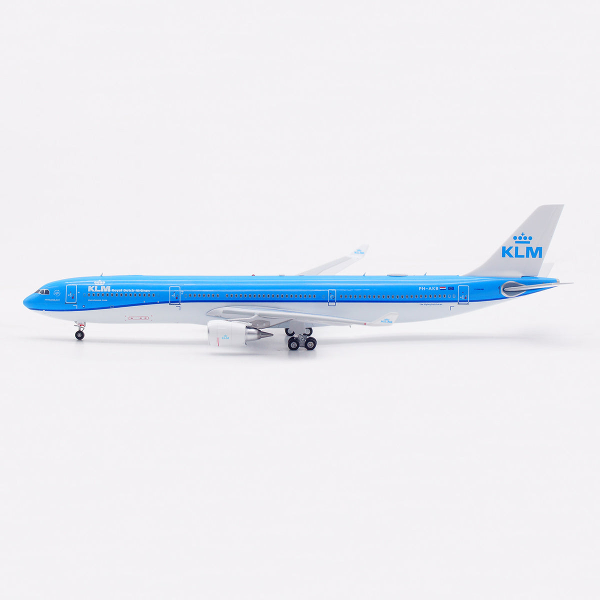 1/400 KLM A330-300 PH-AKB AV4373 - image 4